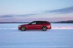 Volvo V60 T8 R-Design 2018 года (WW)
